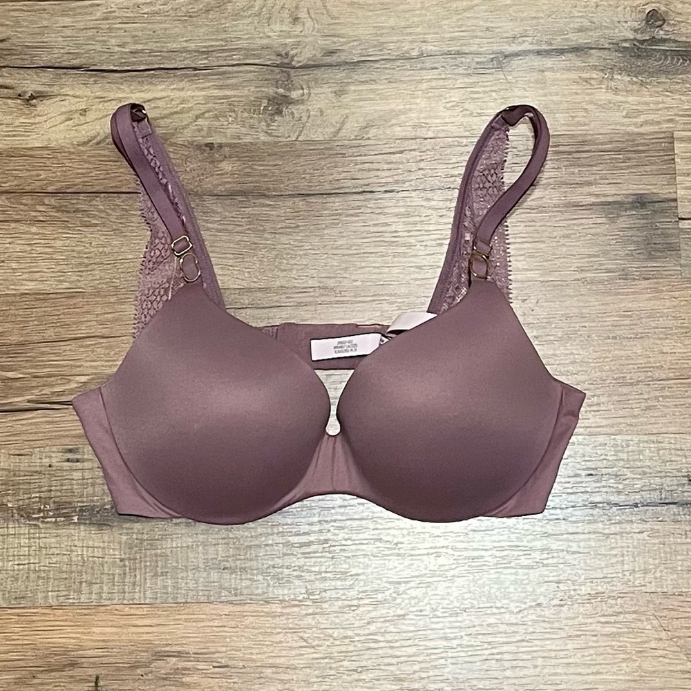 Incredible by Victoria’s Secret - purple mauve bra 32C - brand new